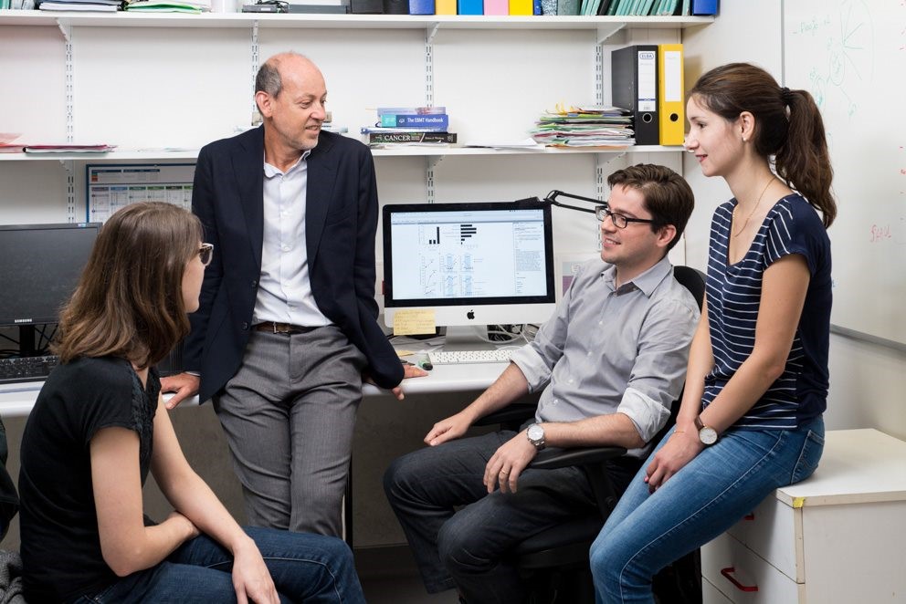 Hopital de Saint Louis labo de diagnostics